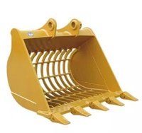 Godet squelette pour excavatrice PC350/CAT335, 1,5 m³, pour le nivellement du gravier, le tri et le criblage des matériaux, et la séparation des roches du sol.