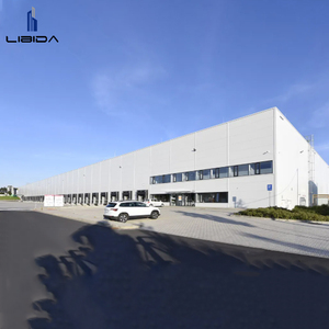 Bâtiment en structure d'acier préfabriqué léger pour usage commercial, charpente soudée, atelier en acier sur mesure - Product Image 5