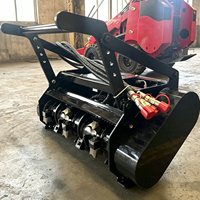 Broyeur forestier hydraulique pour chargeuse compacte, idéal pour le broyage du bois et des souches, et la culture des terres agricoles