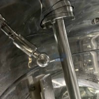 Mélangeur homogénéisateur sous vide pour la fabrication de crèmes cosmétiques, lotions et dentifrices