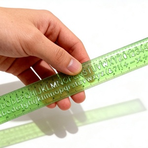 Regla Flexible de Plástico Recta Multifuncional Plegable de 30 cm en Varios Colores para Estudiantes, Escuela y Oficina - Product Image 4