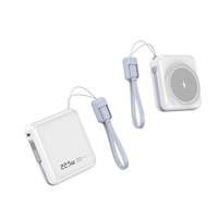 Bestseller Bidirektionale 22,5W Schnellladung Kabellose Magnetische 15W Powerbank 10000mAh Quadratische Form Ladegerät Mit Kabel und Trageband