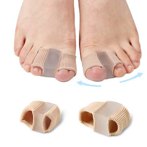 Hallux Valgus <span class=keywords><strong>Gros</strong></span> <span class=keywords><strong>orteil</strong></span> Séparateur d'orteils à chevauchement osseux <span class=keywords><strong>Orthèse</strong></span> d'<span class=keywords><strong>orteil</strong></span> à double trou en fibre mâle et femelle - Product Image 2