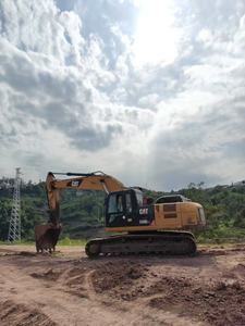 รถขุดตีนตะขาบ Caterpillar 330D2L มือสอง ขนาด 30 ตัน นำเข้าจากญี่ปุ่นแท้ รุ่น 330D2L กำลัง 200 กิโลวัตต์ ความจุบุ้งกี๋ 1.4-2.0 ลูกบาศก์เมตร 330D - Product Image 5