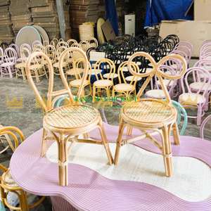 Adorable silla alta de ratán con orejas de conejito y lazo para niños Asientos cómodos para cocina o dormitorio - Product Image 1