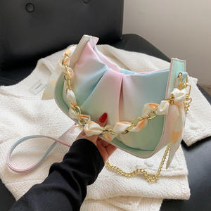 Bolso de hombro plegable Cloud Bag de moda para mujer, bolsos al por mayor, bolso para mujer, bandolera de piel sintética con cadena - Product Image 1