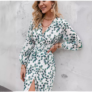 Vestido Largo Estampado de Manga Larga con Cuello en V y Diseño de Hojas Verdes, Transpirable, Estilo Línea A, para Mujer, Estilo Europeo Americano, Ideal para Fiestas - Product Image 1