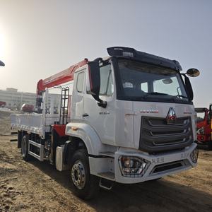 Grúa Montada en Camión HOWO NX H77L Cabina 4x2 Personalizable, Pluma Telescópica de 10 Toneladas para Elevación y Transporte de Equipo Pesado de Larga Distancia - Product Image 4