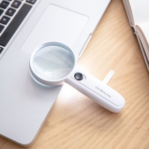 Deli Handheld <b>Magnifier</b> 90 Mm Lens With Led <b>Light</b> For Reading Office Study - Product Image 2