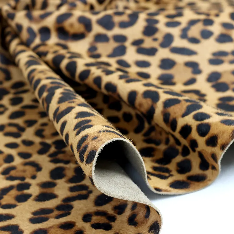 Material de couro grande macio pele animal leopardo/cheetah estampado couro de vaca com pelos