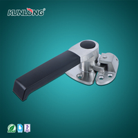 Poignée en acier inoxydable SK1-8119-8 pour les portes de cuiseur vapeur, les serrures de portes industrielles, les serrures de portes de four, le loquet de la poignée de la serrure de porte