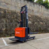 Empileur électrique à double levage Entrepôt extérieur Logistique Chariot élévateur à palettes de 1.5 tonnes Piles de chargement et de déchargement hydrauliques