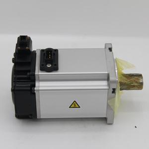 Moteur neuf et original de la série R88M-K40030H-S2-Z - Product Image 4