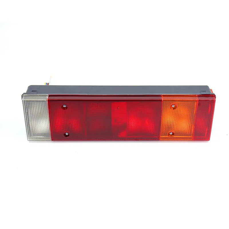 GELING alta qualidade caminhão três cores taillight cristal traseiro lâmpada traseira luz traseira 12v para hino 700 peças do caminhão