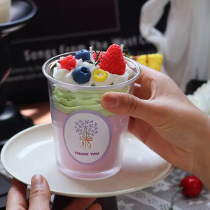 Nueva Vela Aromática de Cera de Soja Hecha a Mano Original con Diseño de Helado de Fresa, Regalo para Bodas, Día de la Madre, Navidad - Product Image 3
