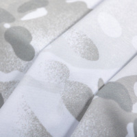 Tissu tricoté blanc camouflage CP 94 % polyester 6 % élasthanne pour impression numérique, idéal pour manchons rafraîchissants, vêtements d'extérieur pour filles, maille légère