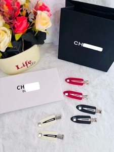Barrettes à cheveux ovales tendance, pinces à cheveux pour franges et mèches rebelles, accessoires de coiffure quotidiens, sac cadeau en papier en option - Product Image 3