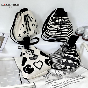 Landfond New Arrival Fashionable Large Capacity Tote Bag For Women Knitted Handbag Love Stripe Crossbody Shoulder Bag