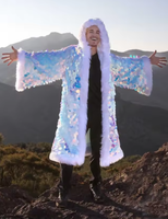 Nouvelle veste en fausse fourrure à paillettes argentées Patchwork LED Costume lumineux Applicable à plusieurs scénarios Manteau en fausse fourrure pour hommes