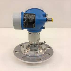 Sensor de Medición por Radar Industrial Endress Hauser Micropilot FMR67, 80 GHz, Material 316LSS, Alcance de 80 m, Medición de Nivel al 0.1% - Product Image 4