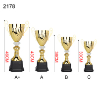 Fabricant de trophées de coupe Trophées de football Basketball Football Golf Trophy Cup Factory Custom Metal Latest Designs Gold Cups