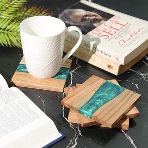 Nuevo Juego de 4 Posavasos de Resina Epoxi y Madera de Olivo para Bar, Cocina, Hogar, Apartamento - Product Image 2