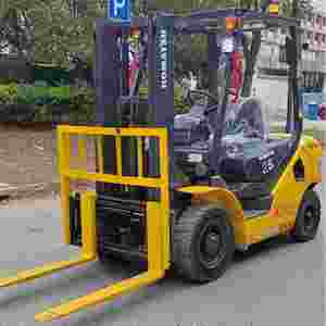 Montacargas Usados Komatsu de 2.5 Toneladas, Montacargas Diésel Komatsu para Construcción en Stock, Máquina Portátil para Movimiento de Tierras - Product Image 5