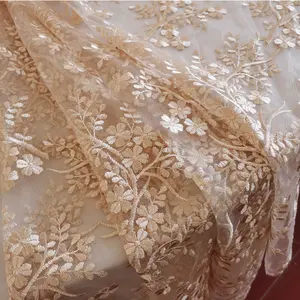 Fancy White Wedding Lace Table Cloth Overlay 100% Polyester Visa/satin/Damask/Jacquard/taffeta Table Throw