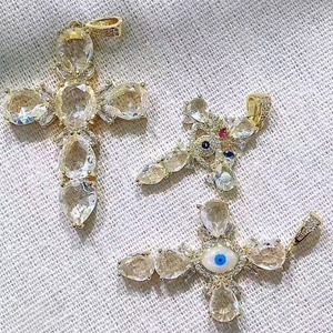 Colgante de Cruz de Lujo en Color Dorado, Completamente Adornado con Gemas, Joyería Brillante de Fe para Hombres y <span class=keywords><strong>Mujeres</strong></span>, Uso Diario, Regalo, Venta al por Mayor - Product Image 3