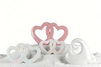 Décoration d'intérieur en porcelaine en forme de cœur, cadeau adorable pour la Saint-Valentin, idéal pour l'emballage personnalisé destiné aux détaillants et fournisseurs.