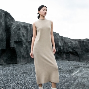Completo in <span class=keywords><strong>Maglia</strong></span> per Donna, Abito Senza Maniche con Collo Alto, Set Maglione a Strati, Tonalità Neutre, Sofisticato, Minimalista, Traspirante - Product Image 4