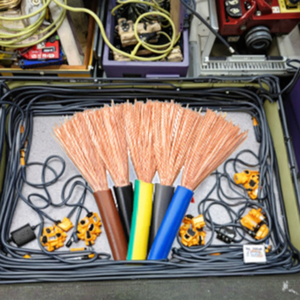 Rixin H03VV-F 10 AWG 300/300V ปลอกทองแดงที่ปราศจากออกซิเจน5แกน0.75มม. 2x0.75มม. ม้วนไฟฟ้าสีดำ ISO9001 - Product Image 1