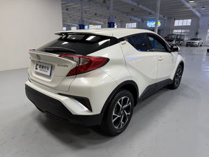 รถยนต์มือสอง ปี 2020 รุ่น 2.0L Leading Edition <span class=keywords><strong>Toyota</strong></span> <span class=keywords><strong>C</strong></span>-<span class=keywords><strong>HR</strong></span> - Product Image 4