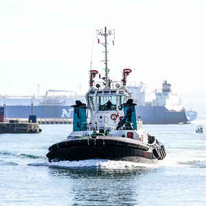 Aksesoris SS Tug Pakai Tugboat dengan Spakbor Karet