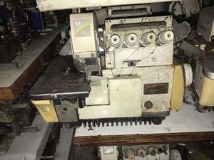 Máquina <span class=keywords><strong>de</strong></span> <span class=keywords><strong>Coser</strong></span> <span class=keywords><strong>Overlock</strong></span> <span class=keywords><strong>de</strong></span> Alta Velocidad <span class=keywords><strong>Tipo</strong></span> Pegasus M700 <span class=keywords><strong>de</strong></span> Cuatro Hilos para Camisetas - Product Image 5