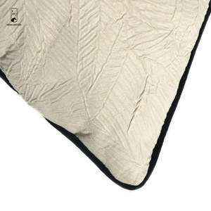 60*40cm <span class=keywords><strong>Beige</strong></span> Plante Feuille Chaude En Relief Décor À La Maison Oreillers avec Passepoil <span class=keywords><strong>Noir</strong></span> Polyester <span class=keywords><strong>Housse</strong></span> <span class=keywords><strong>De</strong></span> <span class=keywords><strong>Coussin</strong></span> Personnalisée - Product Image 4