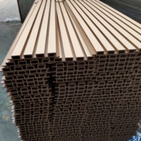 Nouvelle technologie WPC, terrasse en composite bois-plastique 3D embossé, terrasse WPC lisse pour extérieur