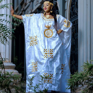 <span class=keywords><strong>Robe</strong></span> Boubou Dashiki <span class=keywords><strong>Bazin</strong></span> Africaine pour Femmes, Or et <span class=keywords><strong>Blanc</strong></span>, Motif Bassin du Sénégal, <span class=keywords><strong>Robe</strong></span> Personnalisée pour Mariage ou Fête des Femmes Nigérianes - Product Image 3