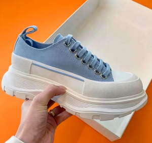 Chaussures pour femmes de luxe, nouvelle collection, décontractées, à plateforme, à semelle épaisse, rehaussantes, version haute, MQ MoQueen, blanches, à lacets - Product Image 1