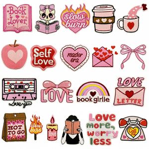 Patch brodé décoratif pour ordinateur, <span class=keywords><strong>motif</strong></span> lettre anglaise rose, idéal pour les fêtes, best-seller - Product Image 1