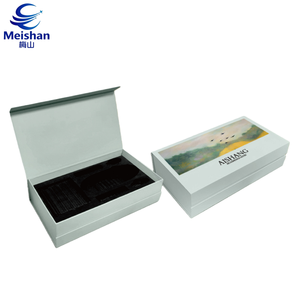 Coffret cadeau de Noël personnalisé Meishan avec écharpe, boîte pomme, carte de vœux et boîte d'expédition avec logo imprimé à chaud - Product Image 4