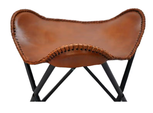 Tabouret papillon en cuir de buffle fait main avec structure en fer pliable, finition vintage et design artisanal pour salon - Product Image 4
