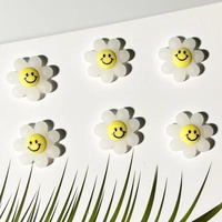 Aksesori Seni Kuku Resin Bunga Matahari 3D Trendi dengan Desain Bunga Lima Kelopak untuk Dekorasi Kuku DIY Model S0164