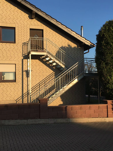 Escalera de Rejilla de Acero Industrial Prefabricada de Alta Calidad con 1 Año de Garantía, Peldaños de Acero, Rejilla para Pasarelas, Acero al Carbono - Product Image 5