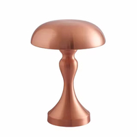 Lampe de table de chevet moderne pour chambre à coucher et salon Lampe de bureau à DEL en fer sans fil avec batterie et port de chargement USB