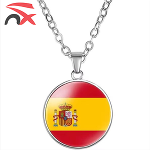 Offre Spéciale <span class=keywords><strong>pas</strong></span> <span class=keywords><strong>cher</strong></span> prix personnalisé en acier inoxydable différent pays carte collier pendentif pour décoration cadeau approvisionnement - Product Image 1