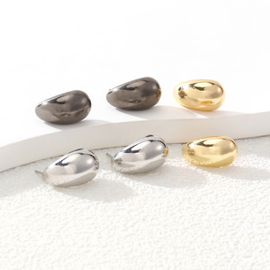 Ensemble de 3 paires de boucles d'oreilles tendance pour femmes, en alliage de zinc plaqué or, style goutte d'eau, pour les soirées - Product Image 1