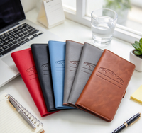 Étui de protection en cuir personnalisé pour documents d'assurance automobile essentiels, couleur beige, sacs cadeaux pour petites entreprises de luxe