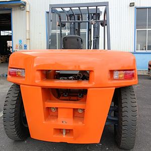 China <span class=keywords><strong>10</strong></span> <span class=keywords><strong>ton</strong></span> dieselheftruck met Cummins-motor voor bouwplaatsen - Product Image 3