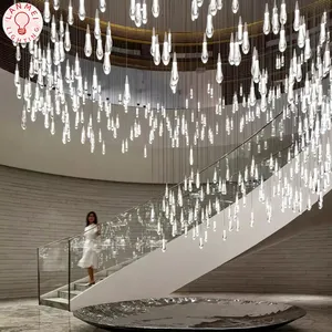 モダンなカスタム雨滴ロングラージデコレーションクリスタルガラスラグジュアリーウェディング階段LEDシャンデリアライト